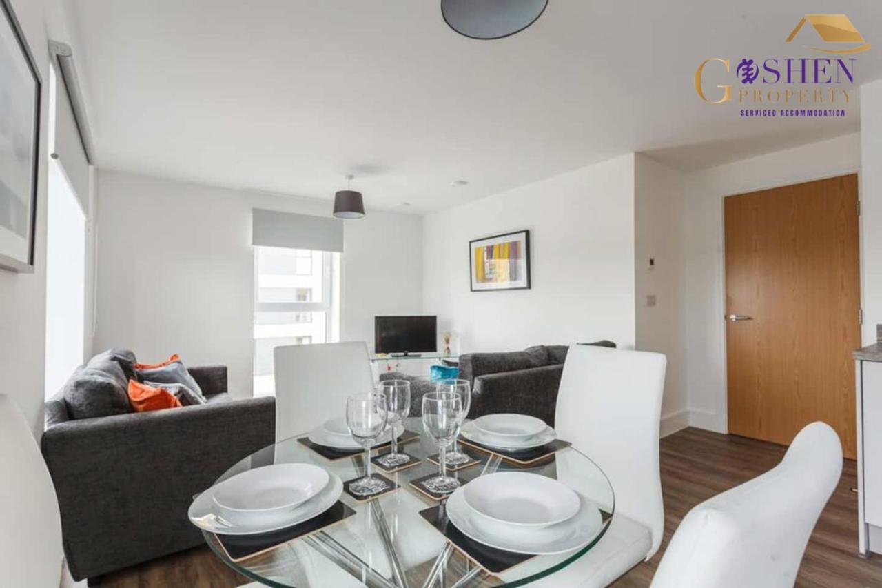 2 Bedroom Apartment Chapel Riverside At Goshen Property Serviced Accommodation Southampton, Free Wifi & Parking Exterior foto